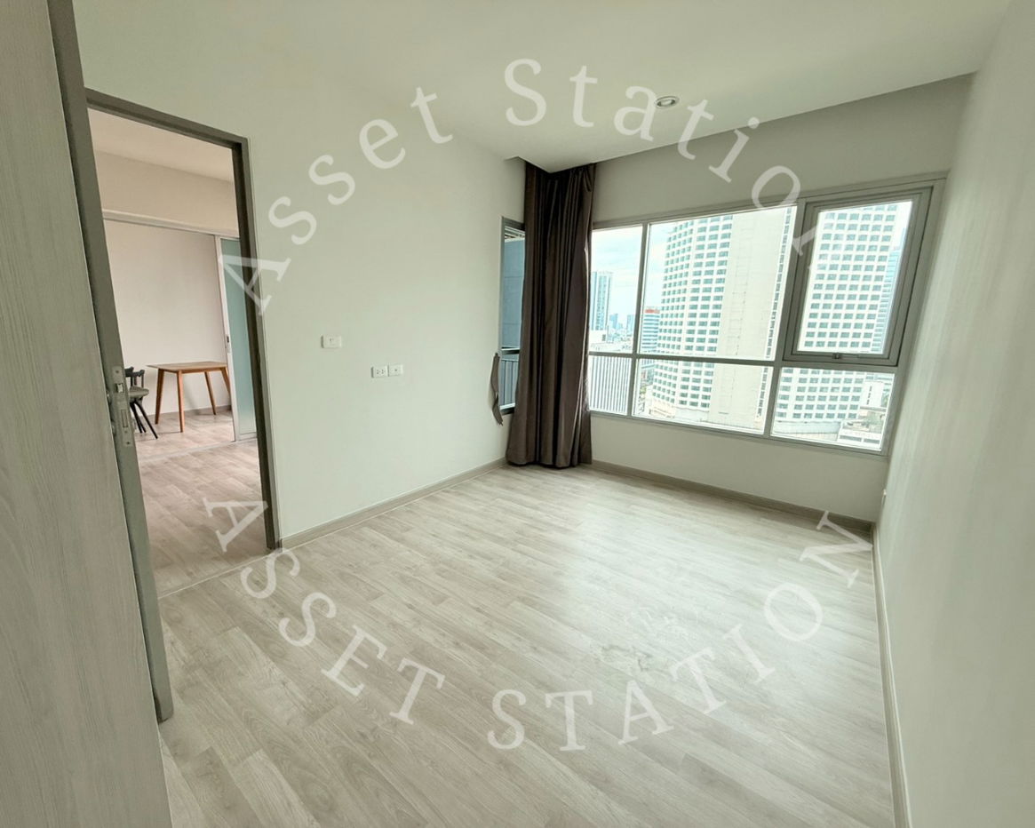 รูป 🏢💎ขายด่วน! Life Ratchadapisek ห้องกว้างราคาดี MRT ห้วยขวาง✨🏙️ - รูปที่ 2/7