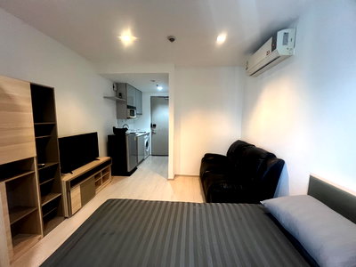 Condos for rent Robinson Bang Rak : Don't miss out! 🔥🔥 Condo for rent in a great location at a special price. Ideo Mobi Sathorn MD-25047651
