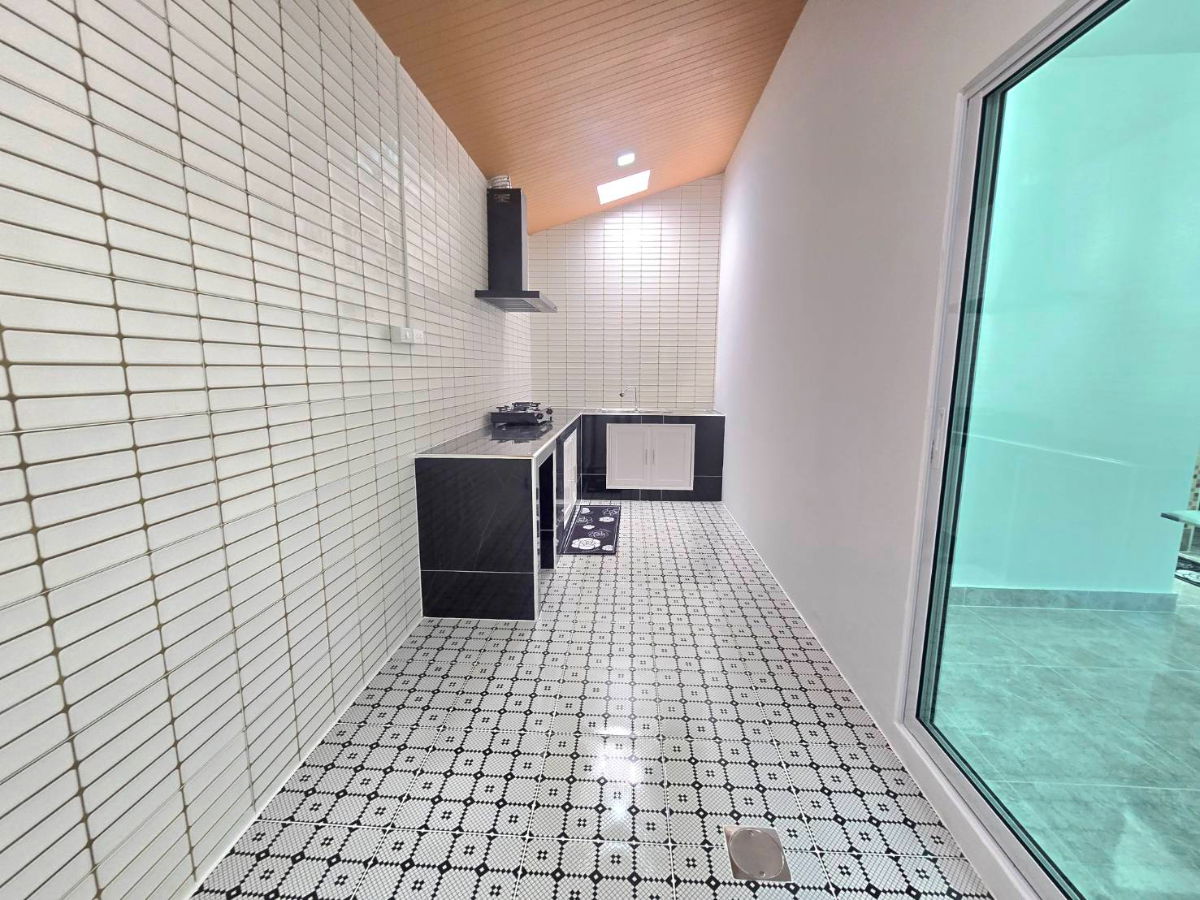 รูป บ้านเดี่ยวหลังใหญ่ เนื้อที่กว้างขวาง หลังมุม แต่งใหม่ มบ.เพอร์เฟคพาร์ค สุวรรณภูมิ ร่มเกล้า เฟส 2 ถนนร่มเกล้า 6/1 ใกล้สนามบินสุวรรณภูมิ เฟอร์ฯสวย - รูปที่ 24/41