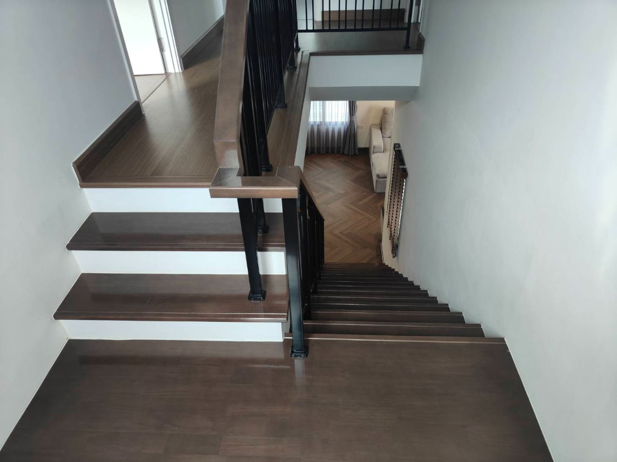 รูป บริทาเนีย บางนา ศรีวารี แต่งครบ ทั้งหลัง พร้อมเข้าอยู่ ทำเลทองใกล้ King Power ศรีวารี และสนามบินสุวรรณภูมิ ตอบโจทย์การอยู่อาศัยที่เหนือระดับ - รูปที่ 7/12