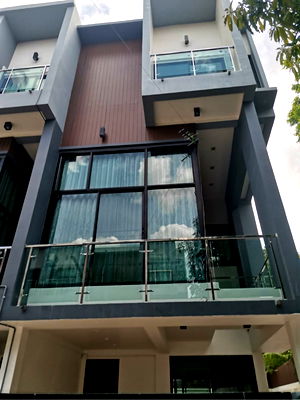 ทาวน์โฮม ขอนแก่น : ขายด่วน  the flex town home บ้านกอก 