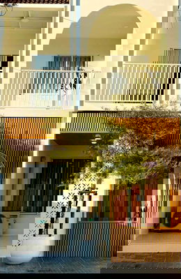 ทาวน์โฮม ม.เทคโนโลยีราชมงคลล้านนา วิทยาเขตภาคพายัพ (เจ็ดยอด) : ขายบ้านสวยสไตล์โมเดิร์น มินิมอล | เจ็ดยอด ทำเลดีเหมาะสำหรับลงทุน Airbnb และอยู่อาศัย พร้อมเข้าอยู่ทันที! (H348) T.0946511456