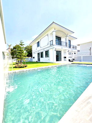 บ้านเดี่ยว บางละมุง ชลบุรี : Newly Built Pool Villa for Sale, Huai Yai, East Pattaya