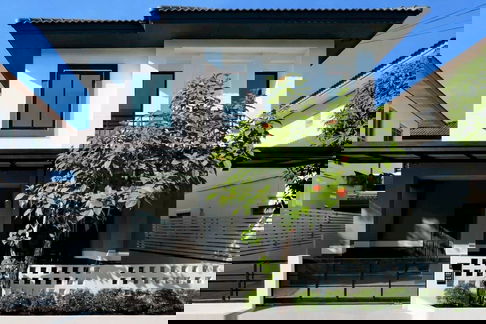 บ้านแฝดสไตล์บ้านเดี่ยว รีโนเวทใหม่ หมู่บ้าน พร้อมพัฒน์1 ปัญญาอินทรา คลองสามวา ใกล้ซาฟารีเวิลด์ รถไฟฟ้า