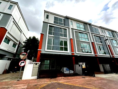 ทาวน์โฮม สีลม สาธร : 🏡หลังสุดท้าย!! ทาวน์โฮม 4 ชั้น ใกล้สาทร-พระราม 3 | Cote Maison Rama 3