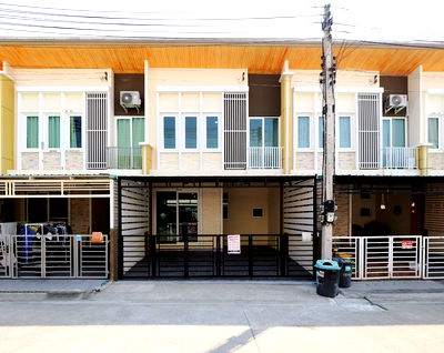 ทาวน์โฮม เมืองสมุทรสาคร สมุทรสาคร : 🔥 ขายทาวน์เฮ้าส์ 2 ชั้น รีโนเวทใหม่ พร้อมอยู่ ม.โกลเด้นทาวน์ โครงการ 2 พระราม 2 – พันท้ายนรสิงห์