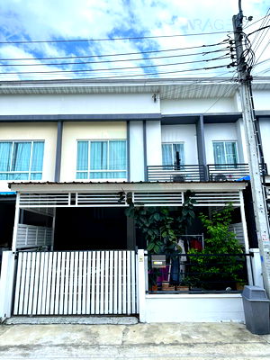 ทาวน์โฮม กรุงเทพมหานคร : ขายทาวน์เฮาส์ โครงการ พลีโน่ พหลโยธิน-สายไหม 2 ชั้น 3 ห้องนอน 2 ห้องน้ำ