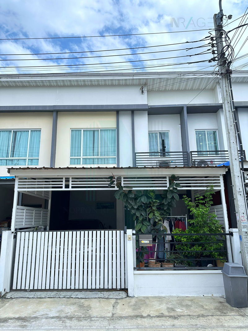 ขายทาวน์โฮม : ขายทาวน์เฮาส์ โครงการ พลีโน่ พหลโยธิน-สายไหม 2 ชั้น 3 ห้องนอน 2 ห้องน้ำ