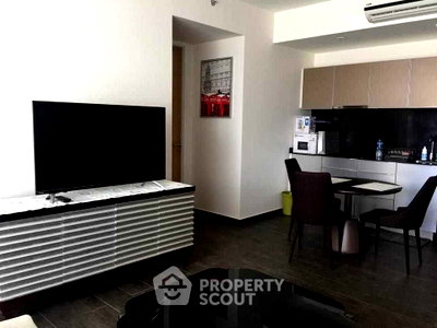 คอนโดให้เช่า : คอนโด 2 ห้องนอน The Lofts Ekkamai ใกล้ BTS เอกมัย 200 ม. (ID 1995781)