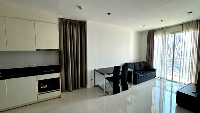 Condos for rent : Great Deal! 2BR Condo at The Bloom Sukhumvit 71 – Only 25,000 THB/Month