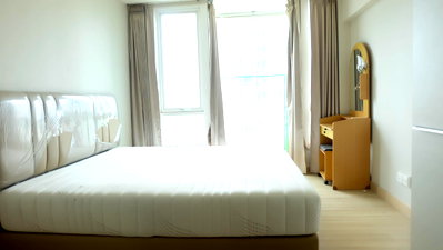 Condos for rent : for rent 1-2 bedroom m society condo Mueang thong thani