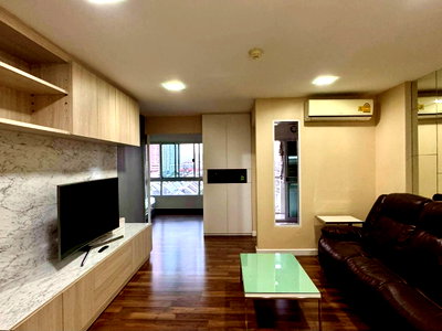 Condos for rent : Condo for rent THE ROOM SUKHUMVIT 79 (58 sq m.) 2 bedrooms, 1 bathroom, fully furnished.