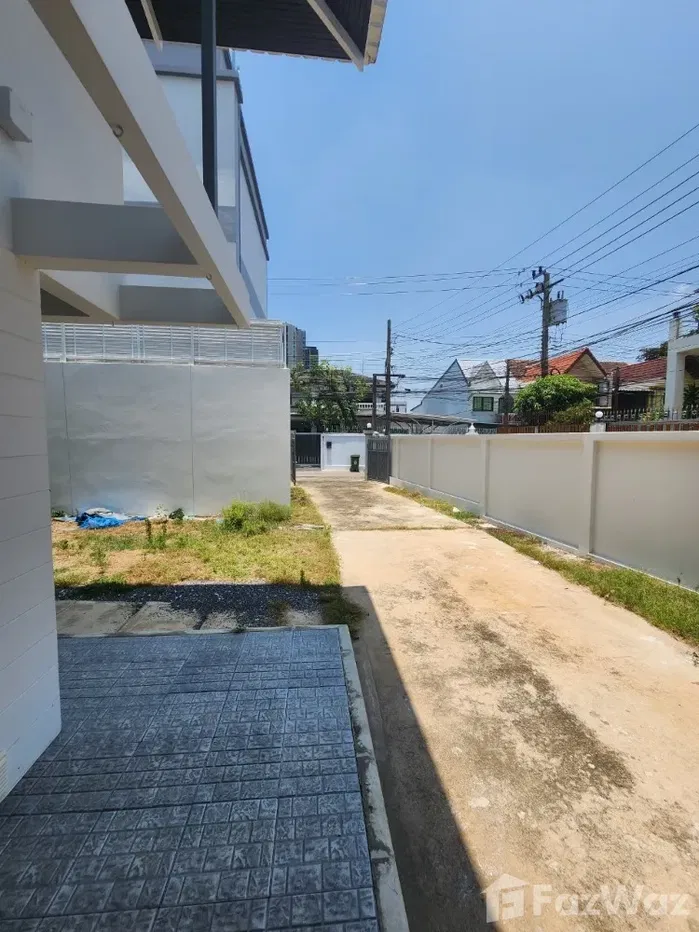 รูป บ้านเดี่ยวให้เช่า 4 ห้องนอน ใน บางจาก, กรุงเทพมหานคร 1960935 - รูปที่ 8/11