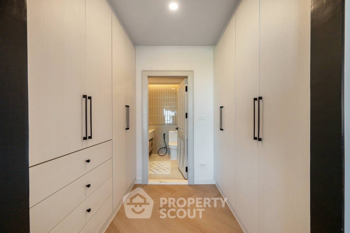 รูป คอนโด 2-ห้องนอน ที่ ดิ เอ็กซ์คิวทีฟ รีเจนท์ ใน ช่องนนทรี (ID 2608793) - รูปที่ 6/28