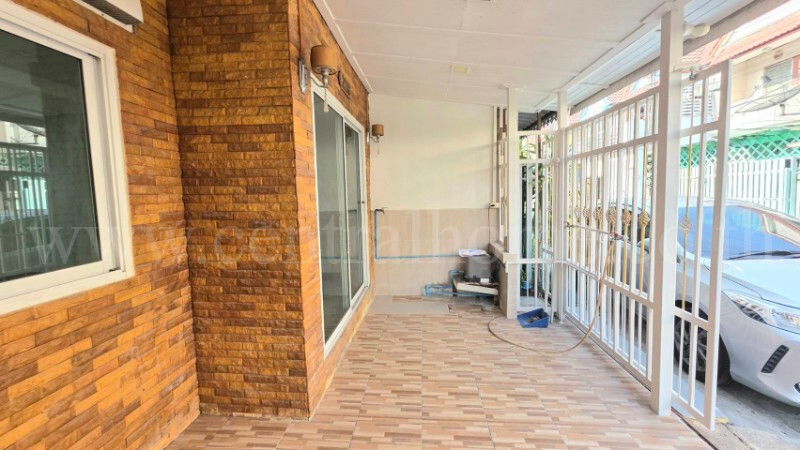 รูป ทาวน์โฮม สวีท โฮมปาร์ค - บางบัวทอง รีโนเวทใหม่ ราคาถูก - รูปที่ 3/18