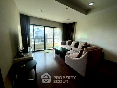 ขายคอนโด : คอนโด 2 ห้องนอน ชั้น 19 ขนาด 94 ตร.ม. Sathorn Gardens ใกล้ MRT Silom (ID 2610487)