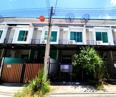 ทาวน์โฮม เทสโก้โลตัส บ่อวิน : B13282 ขายทาวน์เฮ้าส์ หมู่บ้านสมาร์ทแลนด์ นิวสไตล์ ชลบุรี