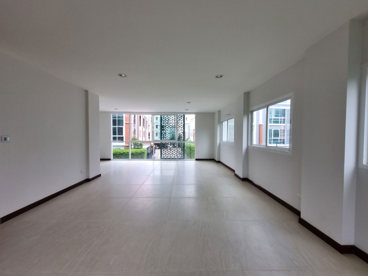 รูป 🏡หลังสุดท้าย!! ทาวน์โฮม 4 ชั้น ใกล้สาทร-พระราม 3 | Cote Maison Rama 3 - รูปที่ 4/7