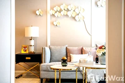 Condos for sale Nana Nuea Pier : 3 Bedroom Condo for sale at Hyde Sukhumvit 11  1976908