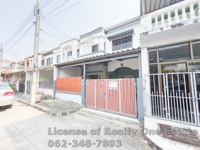 รูป ขายทาวน์เฮ้าส์ สายไหม 81 หมู่บ้านอภินคร 20.5 ตร.ว. ติดถนนเมน สภาพสวย ราคาถูก - รูปที่ 13/14