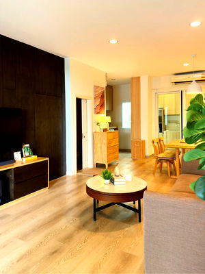 เช่าทาวน์โฮม MRT ลาดพร้าว 71 : ปล่อยเช่าบ้านหลังมุม 38,000 บาท