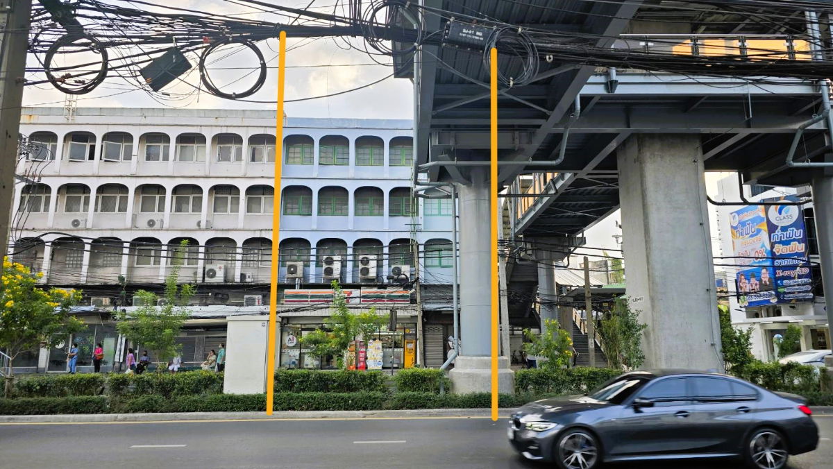 รูป ปล่อยเช่าด่วน อาคารพาณิชย์ ตึกแถว 4 ชั้นครึ่ง 3 คูหา 48 ตร.ว. ติด ถนน ลาดพร้าว ติดรถไฟฟ้าสายสีเหลือง โชคชัย4 พร้อม 7-11 เช่าอยู่ 2 คูหา - รูปที่ 19/20