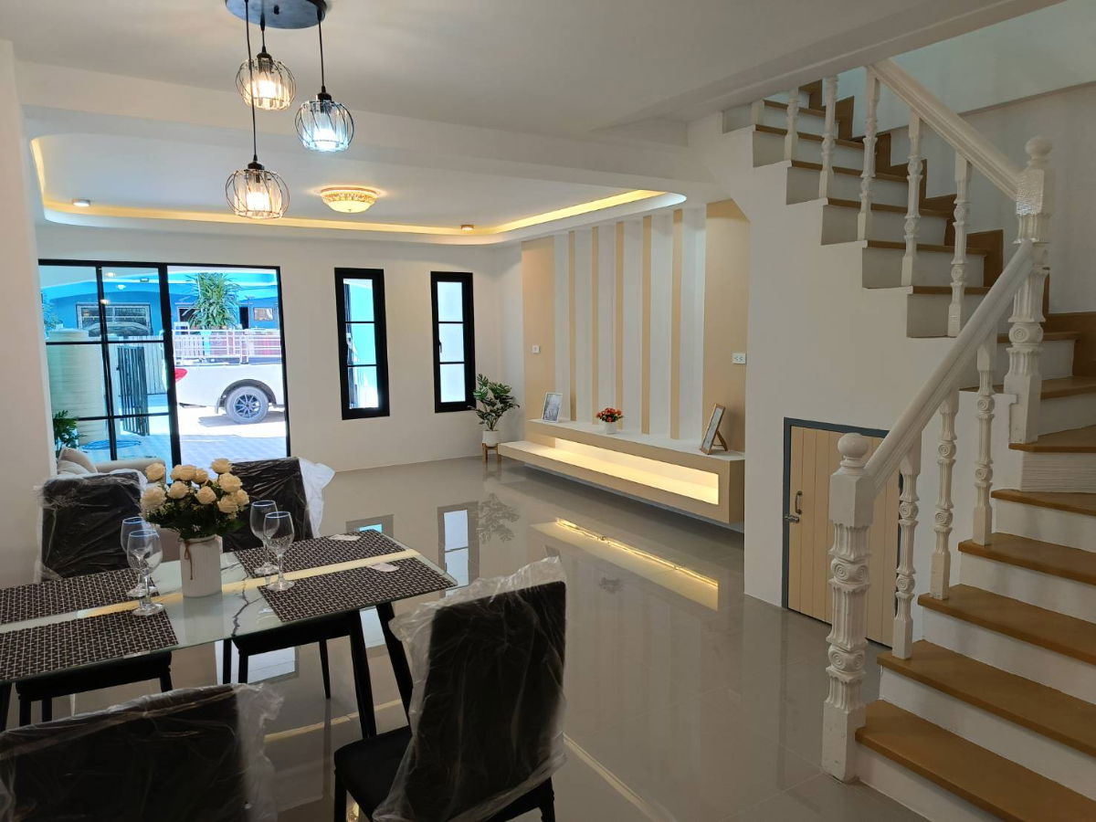 รูป ทาวน์เฮาส์ 2 ชั้น หมู่บ้านเคซี.รามอินทรา 2 ซอย14 ทำเลดี รีโนเวทใหม่ พร้อมเฟอร์นิเจอร์สวย ใกล้ตลาด เดินทางสะดวก - รูปที่ 12/15