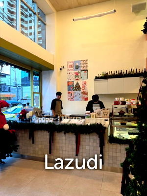 เช่าพื้นที่ขายของ ถนนสุขุมวิท : Turnkey Corner Cafe for Takeover – Thong Lo 13 | 200 sqm | Ready to Operate