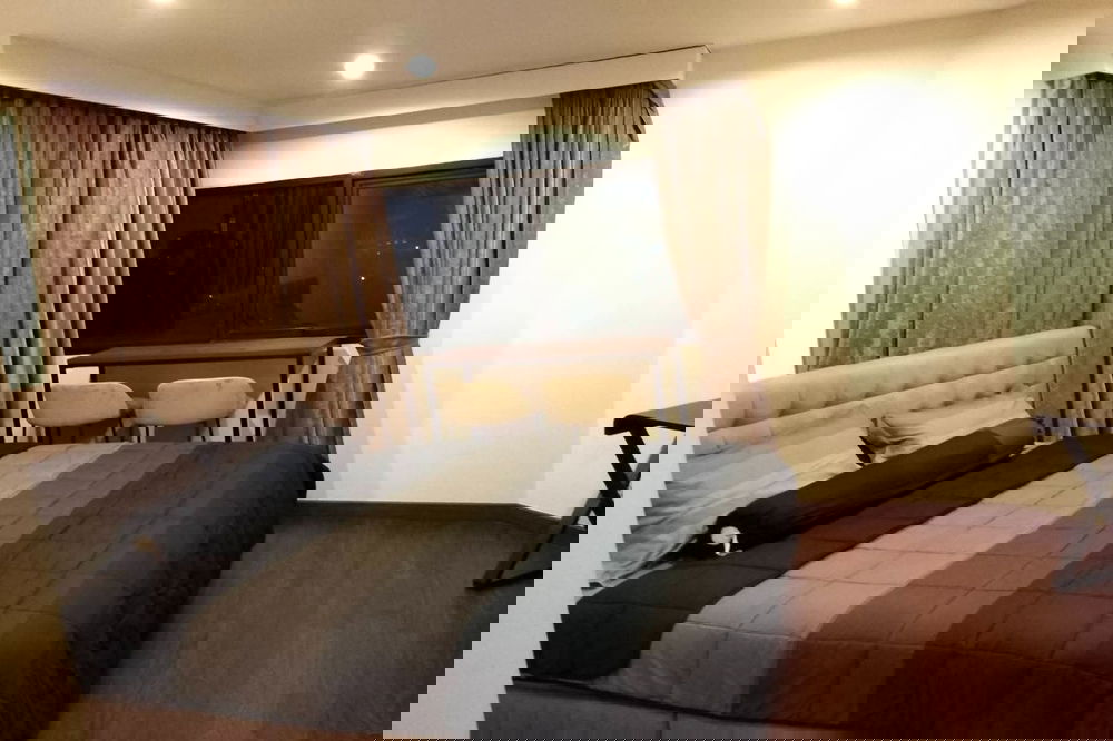 รูป 🔥 ขายพร้อมผู้เช่า !! ทำเลระดับพรีเมียม !! 🔥 Code C20230203695..........Sathorn Gardens, 2 ห้องนอน, 2 ห้องน้ำ, แต่งครบ, ราคาพิเศษ!!📣📣 - รูปที่ 2/5