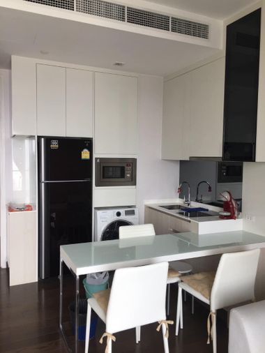 ให้เช่า 1 ห้องนอน 45 ตร.ม พร้อมเข้าอยู่ -- โทรด่วน 094-641-5974