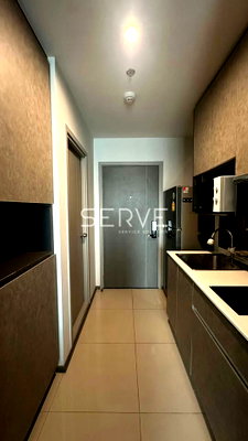 Condos for rent : 1 Bed Large room    City view High Floor Fully furnished  Good Location BTS Saphan Khwai 60 m. @  Ideo Phaholyothin Chatujak