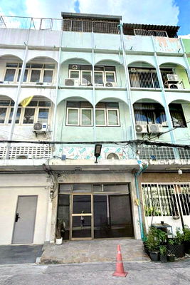 เช่าอาคารพาณิชย์ กรุงเทพมหานคร : ให้เช่าอาคารพาณิชย์ 4 ชั้น พระราม 9-รัชดา  ห่างจากถนนอโศก-ดินแดง 150 เมตร