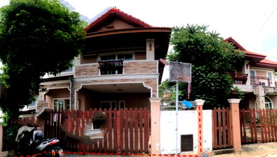 Houses for sale The Brio Mall : FOR SALE  HOUSE PROPERTY  6490000 BAHT.