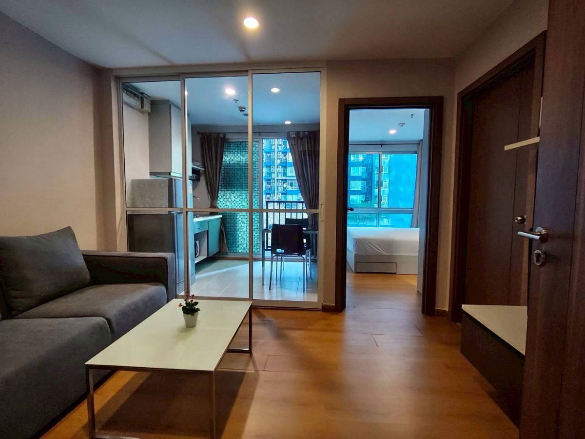 รูป ว่างพร้อมอยู่ ✨🥰 เฟอร์ครบ ห้องสวย The Base BTS Onnut contact Line ID:kat03 - รูปที่ 3/11