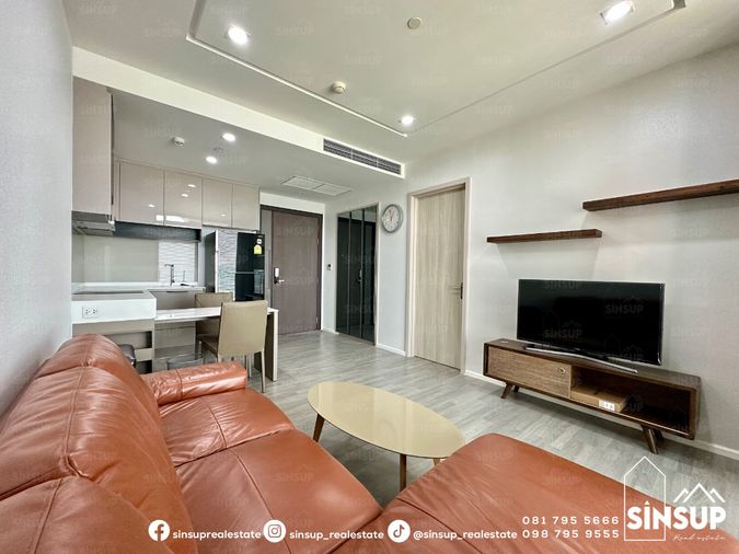 ⭐️ For Rent – 𝟑𝟑𝟑 𝐑𝐢𝐯𝐞𝐫𝐬𝐢𝐝𝐞 Condominium Newly renovated unit, ready to move in Located next to MRT Bang Pho