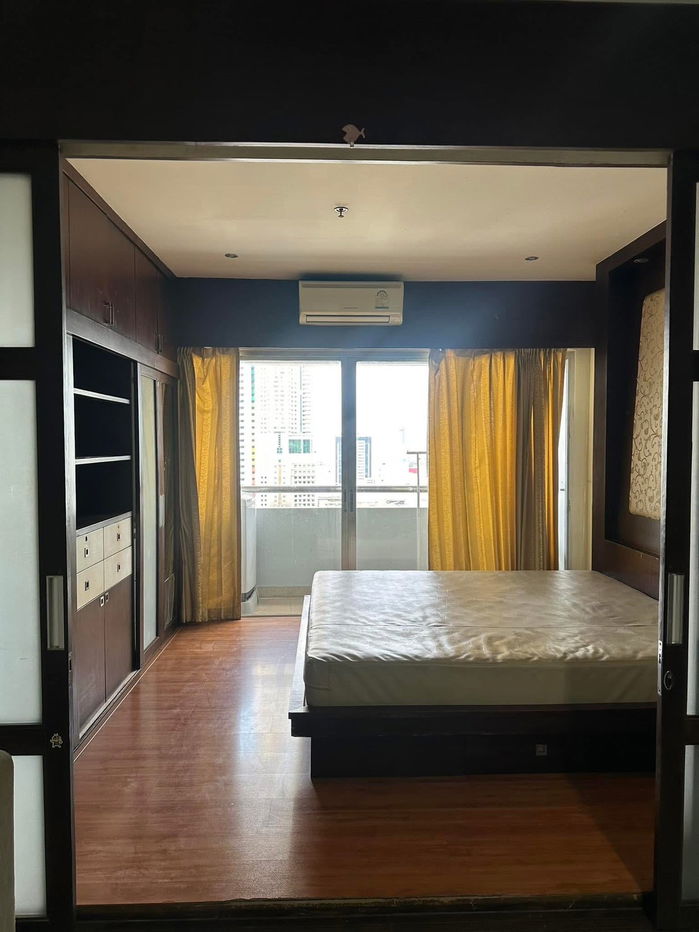 picture The Platinum - 3/3