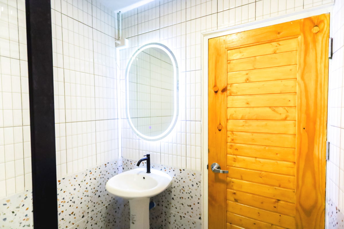 รูป ขายด่วน  ทาวน์เฮ้าส์ 2 ชั้น รีโนเวทใหม่ 🏡 ห มู่ บ้ า น ส ว น ทิ พ ย์ 🏡 คลองลำเจียก 12 ซอย 15 - รูปที่ 11/16