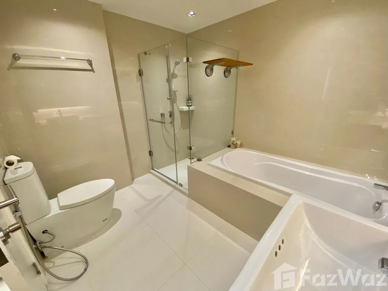 รูป คอนโดให้เช่า 2 ห้องนอน ในโครงการ วีธารา สุขุมวิท 36 31477 - รูปที่ 17/18