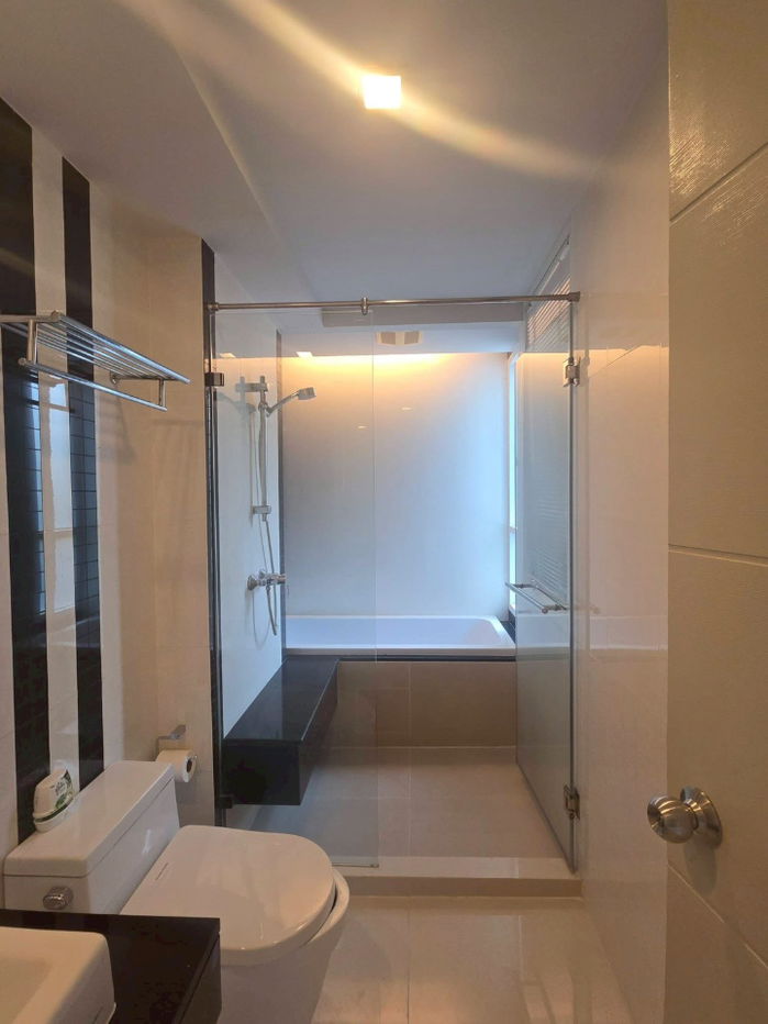 picture Beverly                           33 - 7/9