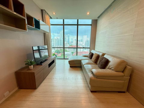 ให้เช่าคอนโด เดอะ รูม สุขุมวิท 21 อาคาร 1 ชั้น 12 1 ห้องนอน ขนาด 55 ตรม ใกล้ โรงเรียนวัฒนาวิทยาลัย