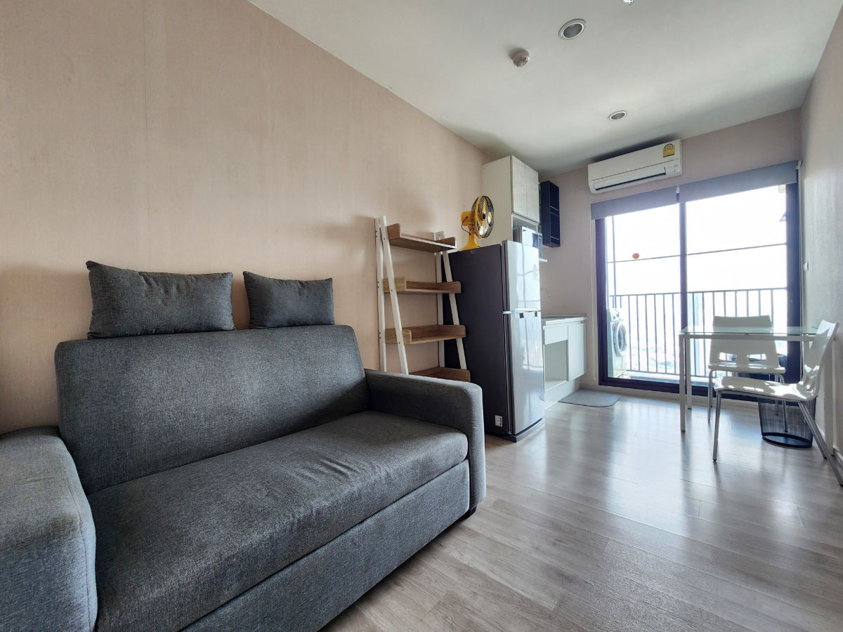 picture For Rent: Plum Condo Central Station Phase 1 26 sqm 36th fl - 1/13