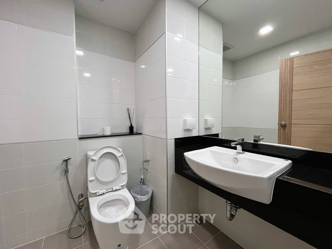 รูป คอนโด 1-ห้องนอน ที่ ซี สราญ คอนโดมิเนียม ใกล้ บางเสร่ (ID 2452357) - รูปที่ 10/11