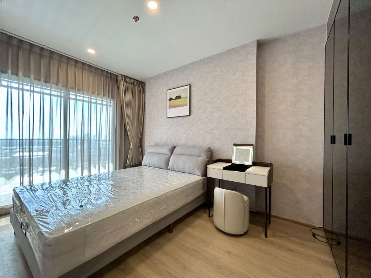 รูป ไลฟ์ พระราม 4 - อโศก ขนาดห้อง 35 ตร.ม. เฟอร์นิเจอร์ครบ พร้อมเข้าอยู่ - รูปที่ 15/21