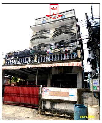 Townhouses for sale MRT Phet Kasem 48 : FOR SALE  TOWNHOUSE PROPERTY  5399000 BAHT.