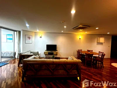 Condos for rent : 3 bedrooms for rent at Tai Ping 5613894