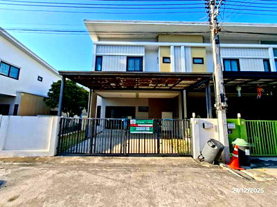 ทาวน์โฮม ลาดหลุมแก้ว ปทุมธานี : ทาวน์เฮ้าส์ สำหรับขาย เดอะโมดิช ราชพฤกษ์-กาญจนาภิเษก คลองพระอุดม ลาดหลุมแก้ว ปทุมธานี