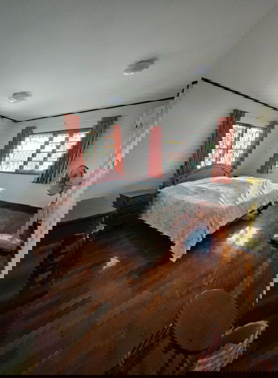 รูป ราคาพิเศษ!! บ้านเดี่ยวทำเลทอง ลาดพร้าว ซ.1 ใกล้ยูเนี่ยนมอลล์ เดินถึงรถไฟฟ้า เข้าออกได้หลายทาง - รูปที่ 24/49