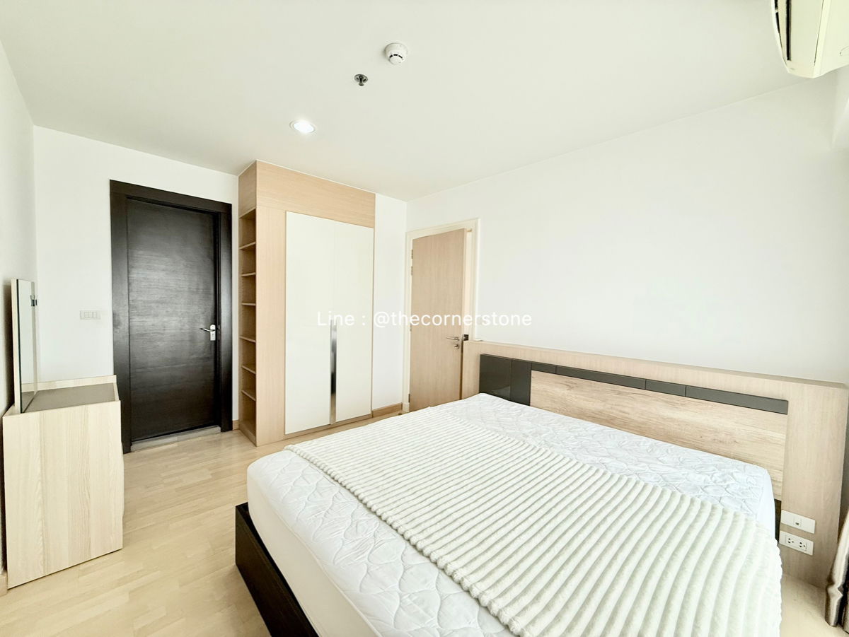 picture Ready to move in " 𝐑𝐇𝐘𝐓𝐇𝐌 𝐑𝐚𝐭𝐜𝐡𝐚𝐝𝐚 "  1 Bedroom Size 45 Sq.m. Near : MRT- Ratchada  - 2/16