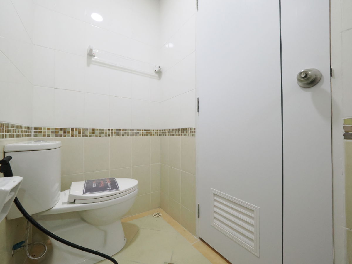 รูป 🔥 ขายทาวน์โฮม 3 ชั้น รีโนเวทใหม่ แปลงมุม พร้อมอยู่ ม.บ้านกลางเมือง พระราม 9 – รามคำแหง / กรุงเทพกรีฑา - รูปที่ 48/62