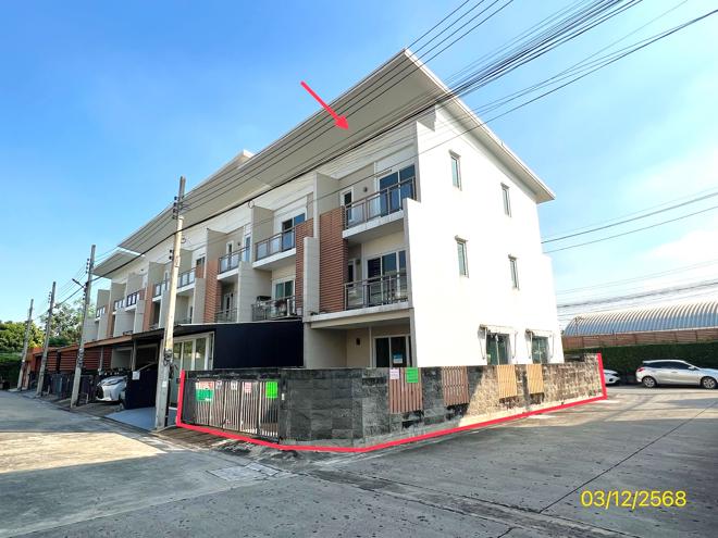 รูป ทาวน์เฮ้าส์ สำหรับขาย อยู่เย็น ดีลักซ์ ทาวน์ ท่าแร้ง เขตบางเขน กรุงเทพมหานคร - รูปที่ 2/44